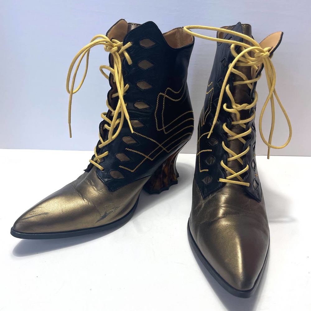 JOHN FLUEVOG Deliverance Brit Regal Ankle Boots in Bronze Size 7.5 - Picture 3 of 16